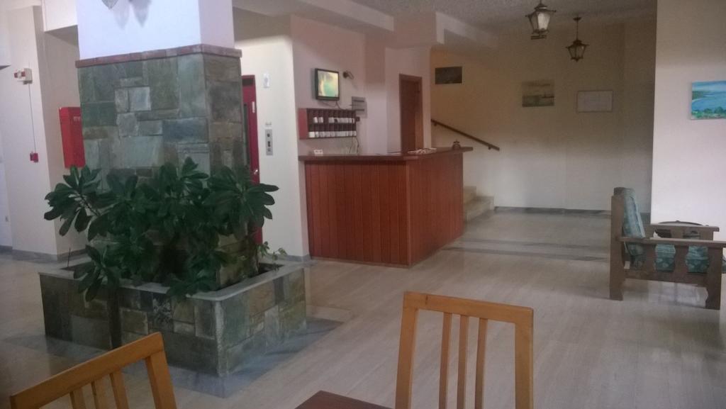 Moustakis Hotel Agia Efimia Buitenkant foto