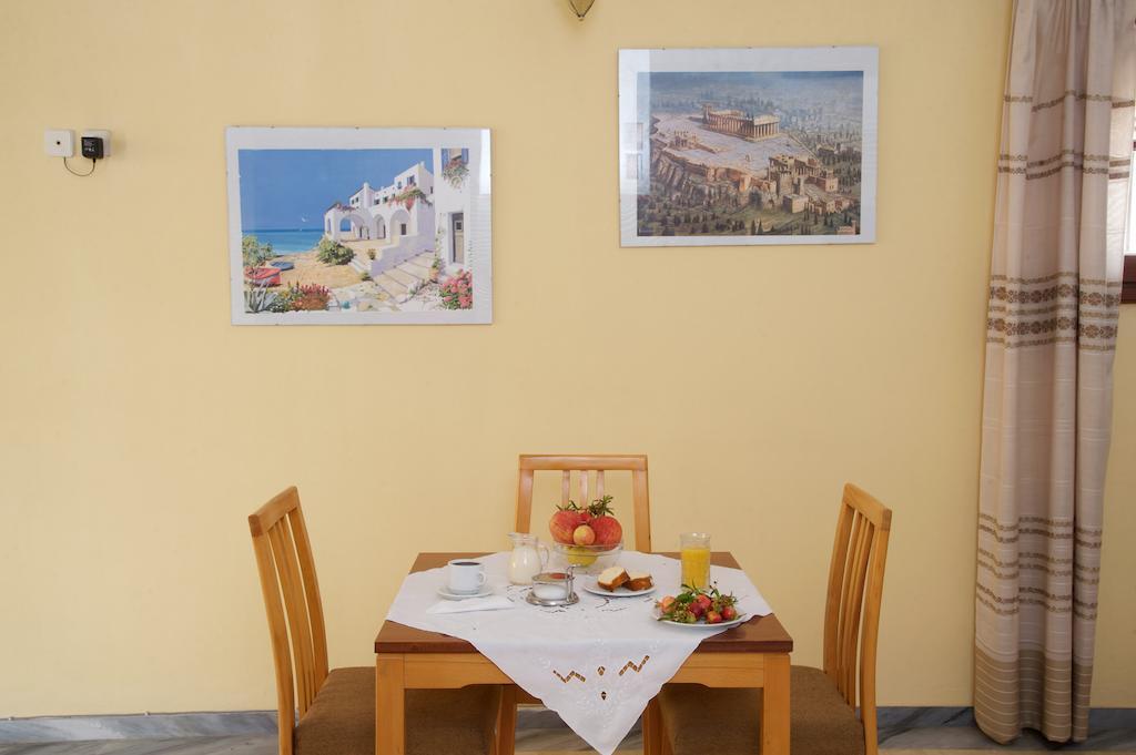 Moustakis Hotel Agia Efimia Buitenkant foto